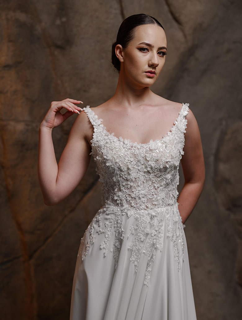 Brautkleid aus Chiffon, Hochzeitskleid mit dünnen Trägern